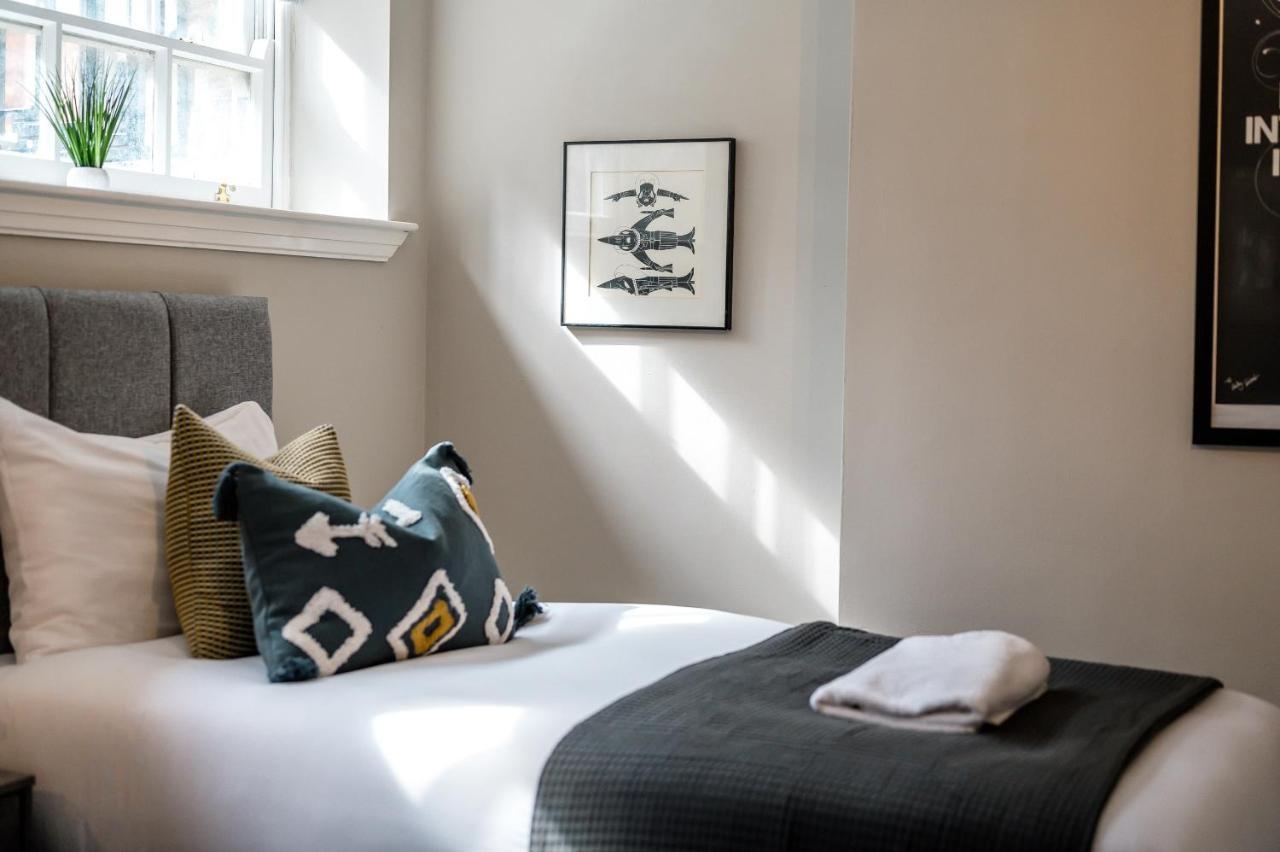 Host & Stay - Stunning Georgian Multi-Unit Townhouse Apartment Liverpool Exterior photo