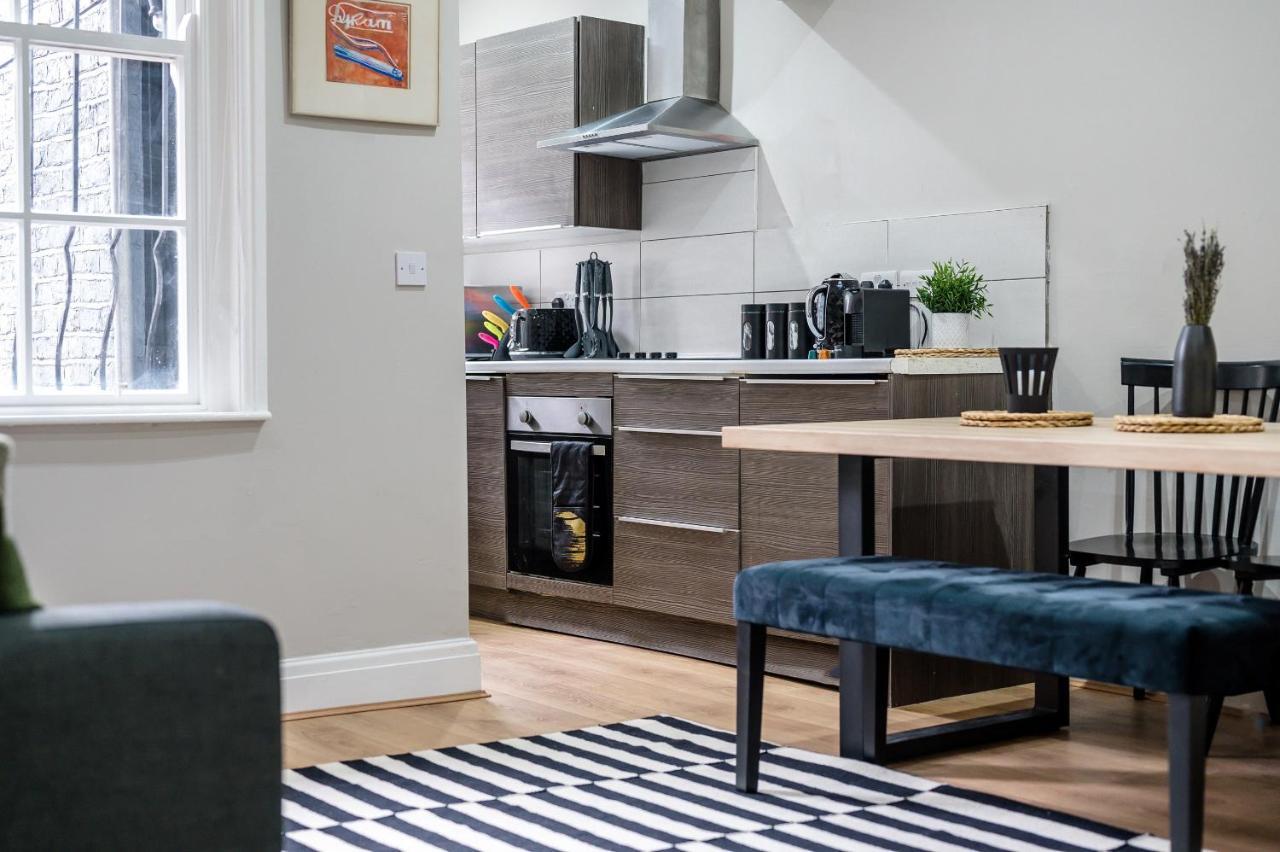 Host & Stay - Stunning Georgian Multi-Unit Townhouse Apartment Liverpool Exterior photo